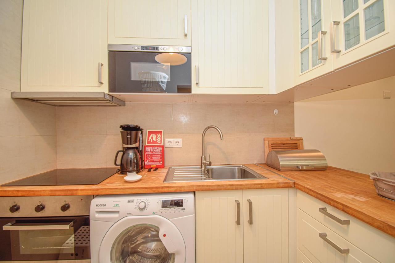 Central Family Apartment - 60 M From The Beach Кашкайш Экстерьер фото